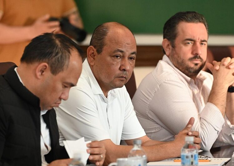 Pide Lalo Gattás a su equipo redoblar esfuerzos a favor de los victorenses