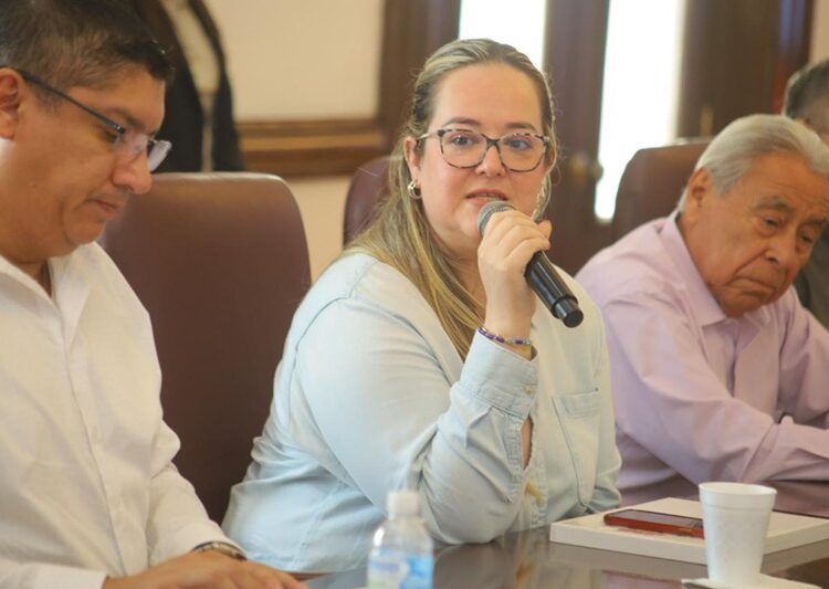 Pide Lalo Gattás a su equipo redoblar esfuerzos a favor de los victorenses