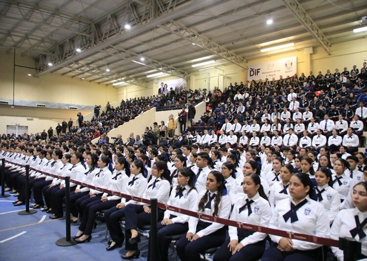 Reconoce Américo importancia de las y los maestros en la formación de una sociedad más humana
