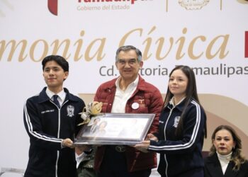 Reconoce Américo importancia de las y los maestros en la formación de una sociedad más humana