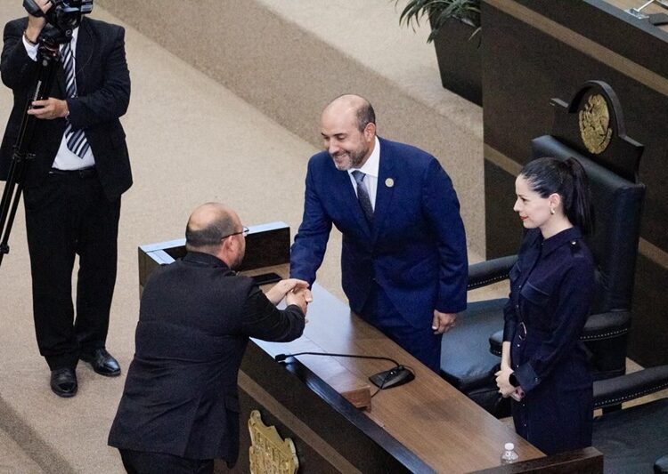 Refrenda Schekaiban trabajo y compromiso por Tampico