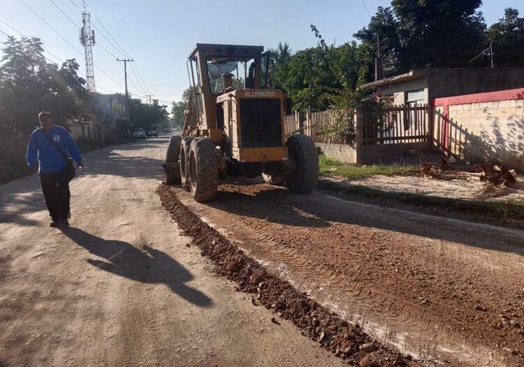 Retoma Municipio trabajos de rehabilitación de vialidades