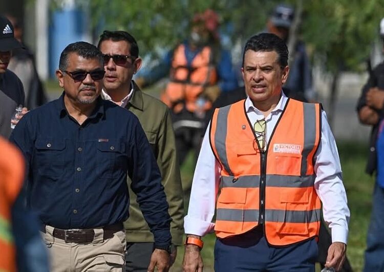 Supervisa Lalo Gattás cuidado de entorno urbano de la Capital