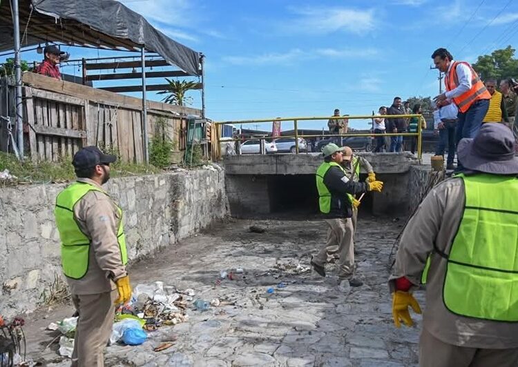 Supervisa Lalo Gattás cuidado de entorno urbano de la Capital