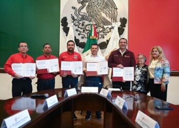 Acerca Municipio trámites administrativos a trabajadores del IMSS