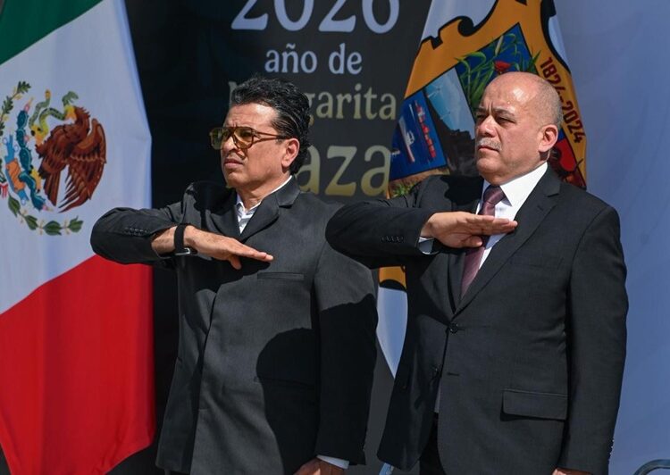 Asiste alcalde Eduardo Gattás a ceremonia del ‘Día de la Bandera’ en el 77 Batallón