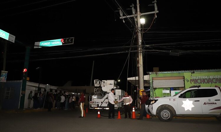 Atiende AMM a familias afectadas por falta de energía eléctrica