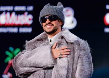 ¡Bad Bunny va por el idioma del baile!