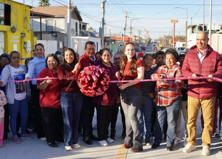 Entrega Carmen Lilia obras de infraestructura social y urbana