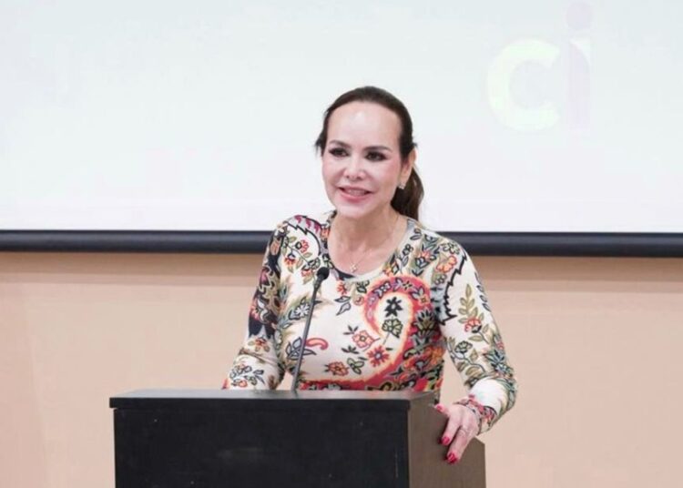 Carmen Lilia refrenda compromiso con fuerzas vivas para impulsar el desarrollo estratégico de NLD