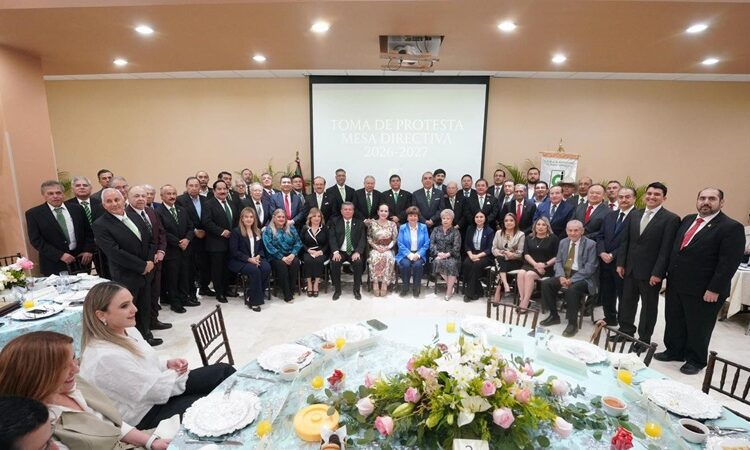 Carmen Lilia refrenda compromiso con fuerzas vivas para impulsar el desarrollo estratégico de NLD