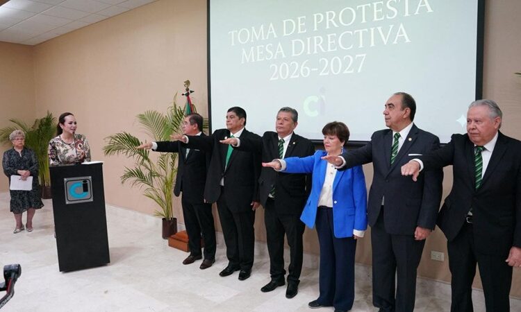 Carmen Lilia refrenda compromiso con fuerzas vivas para impulsar el desarrollo estratégico de NLD