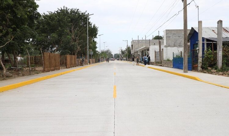 Con obras de calidad Armando Martínez dignifica vialidades en Altamira