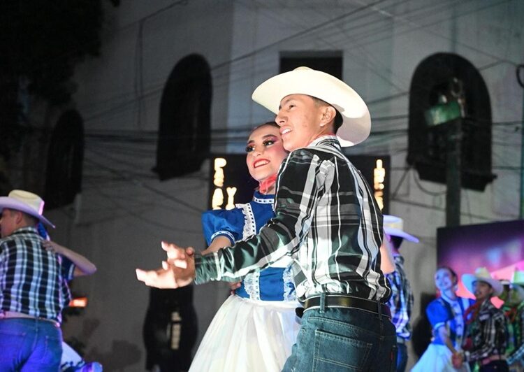 Con tamaliza celebran ‘Día de la Candelaria’ en Victoria