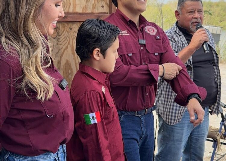 Convive diputado, Presidente Humberto Prieto Herrera, con familia de Reynosa
