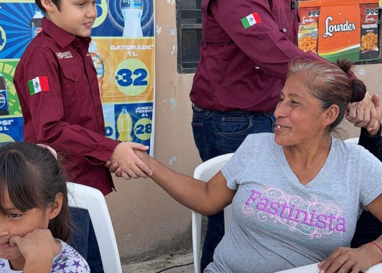 Convive diputado, Presidente Humberto Prieto Herrera, con familia de Reynosa