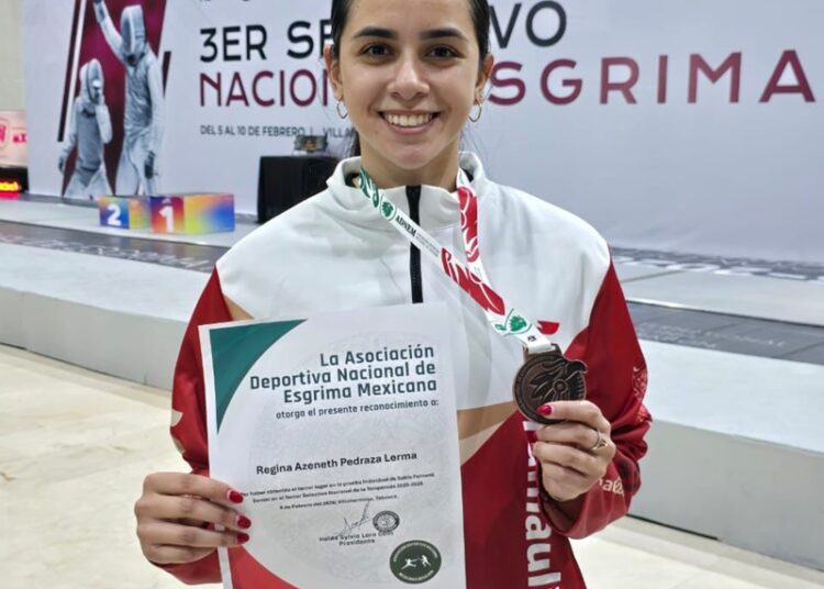 Destacan estudiantes de la UAT en Nacional de Esgrima