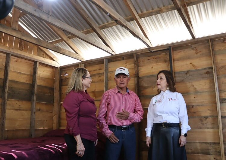 Dignifica DIF Altamira calidad de vida de población vulnerable