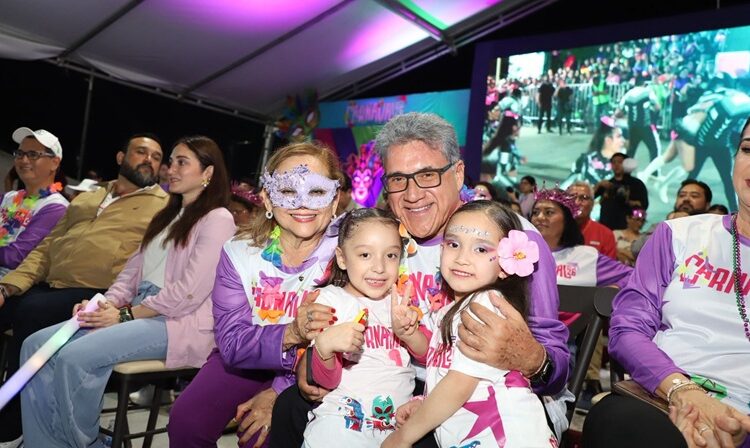 Disfrutan miles de familias del carnaval conurbado en Altamira