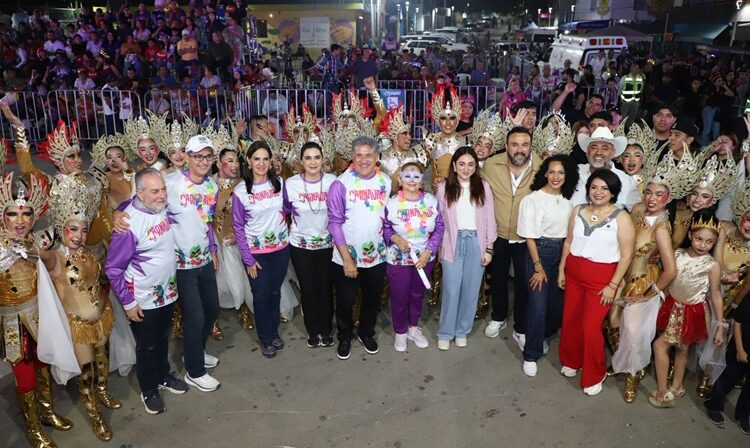 Disfrutan miles de familias del carnaval conurbado en Altamira