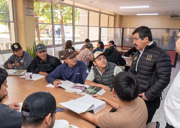 “El diálogo con universitarios define el nuevo rumbo de la UAT”: Rector