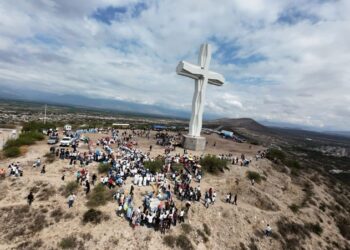 En marcha 2.ª etapa de la ‘Virgen de la Misericordia’ y la ‘Cruz de la Esperanza’