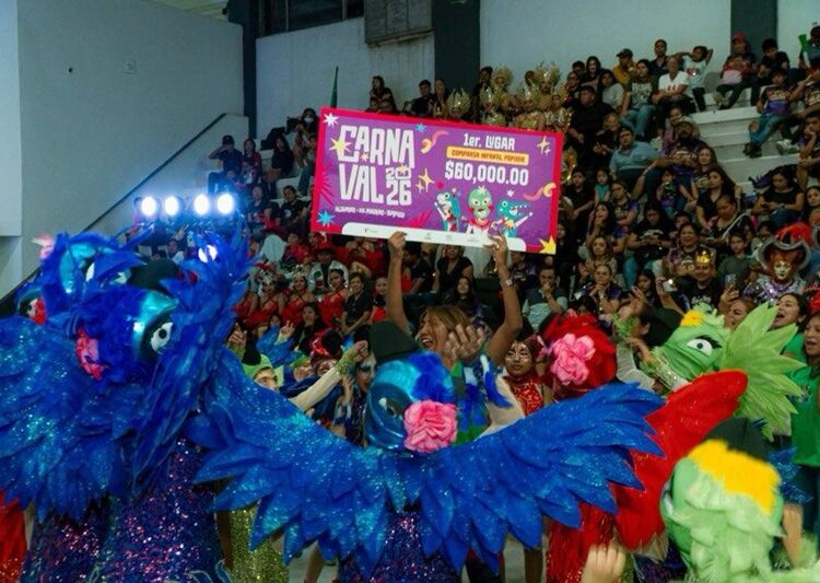Entregó Turismo premios por 1.3 mdp a lo mejor del carnaval