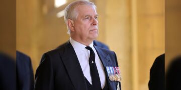 Detienen al expríncipe Andrés por sus vínculos en el caso Epstein