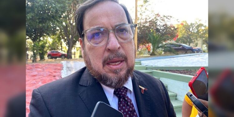 Fortalece SET cobertura educativa con histórica entrega plazas docentes