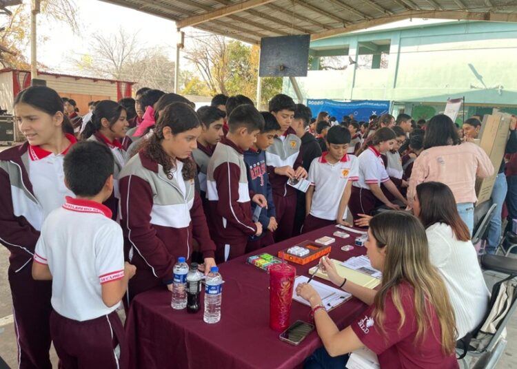 IMJUVE lleva brigada de contacto joven a secundaria #7 y beneficia a 400 estudiantes
