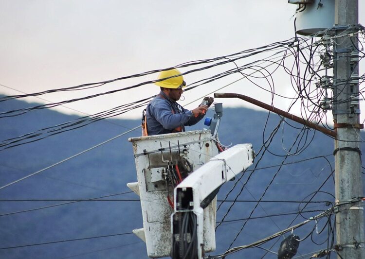 Instalará Municipio 5 mil lámparas última generación