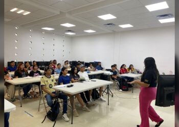 Invita Gobierno de NLD a ‘Cursos de Inglés’ para jóvenes