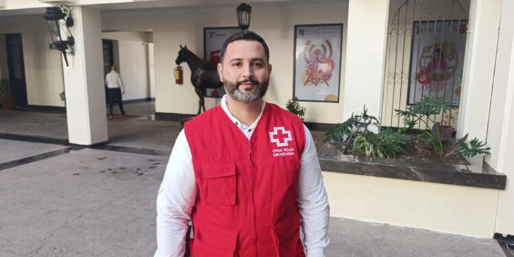 Necesario, regular exceso en uso de redes sociales de menores