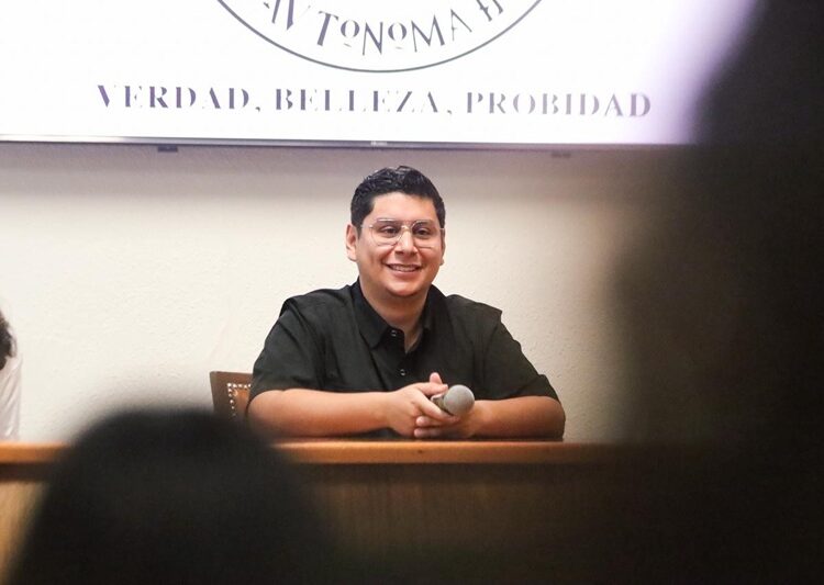 Jóvenes inspiran con historias de éxito en el “TED TALK; Sigue, Ajusta y Crece” del INJUVE