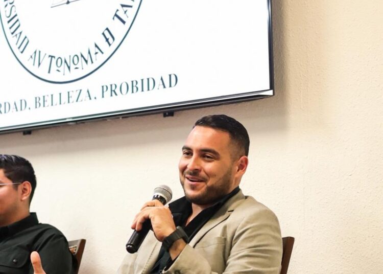 Jóvenes inspiran con historias de éxito en el “TED TALK; Sigue, Ajusta y Crece” del INJUVE