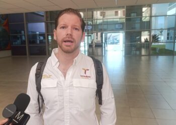 Necesario, regular exceso en uso de redes sociales de menores