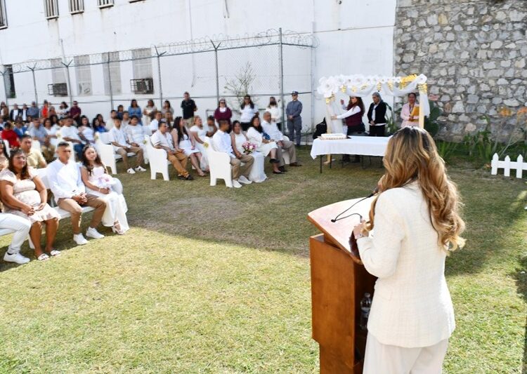 Lucy de Gattás y el DIF Victoria colaboran para llevar matrimonios colectivos al CEDES Victoria