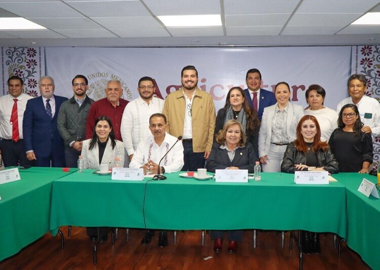 Participa Tamaulipas en encuentro nacional para el desarrollo pesquero y acuícola