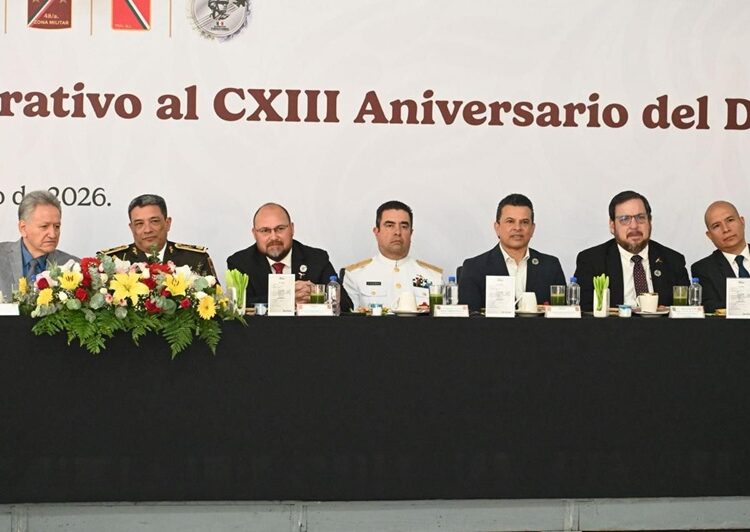 Participa alcalde de Victoria en ceremonia de CXIII Aniversario del Ejército Mexicano