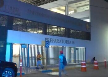 Presuntas amenazas de balacera movilizan a policías en Prepa 16 de la UANL