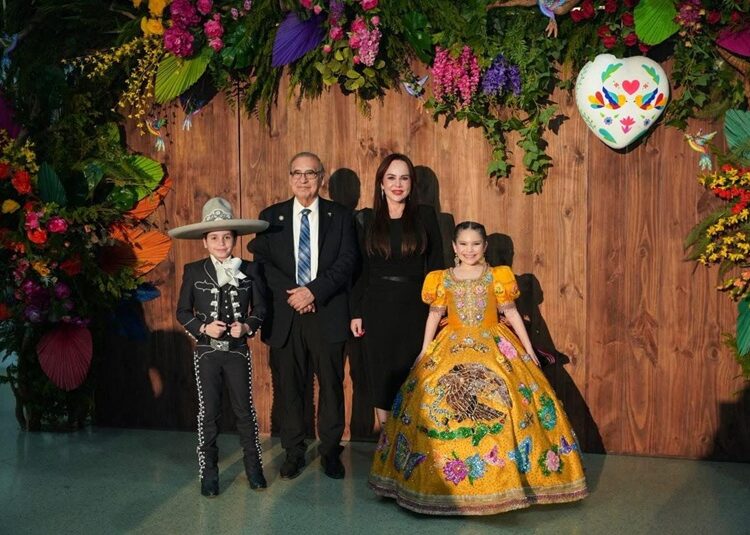 Presenta Carmen Lilia a niños que representarán a México en ‘Ceremonia del Abrazo 2026’