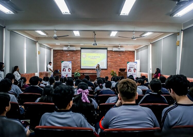 Promueve INJUVE charla “Amor Es Sin Violencia”