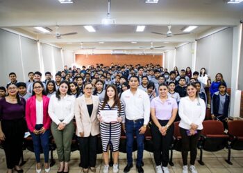 Promueve INJUVE charla “Amor Es Sin Violencia”