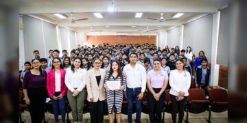 Promueve INJUVE charla “Amor Es Sin Violencia”