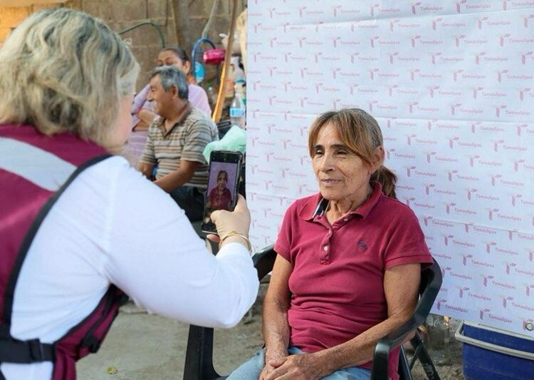 Realiza SEBIEN credencialización de beneficiarios