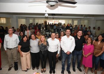 Reconocen Ayuntamiento y Sindicato a personal jubilado