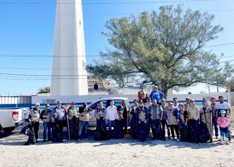 Refuerzan conciencia ambiental con limpieza de playas y humedales de Tamaulipas