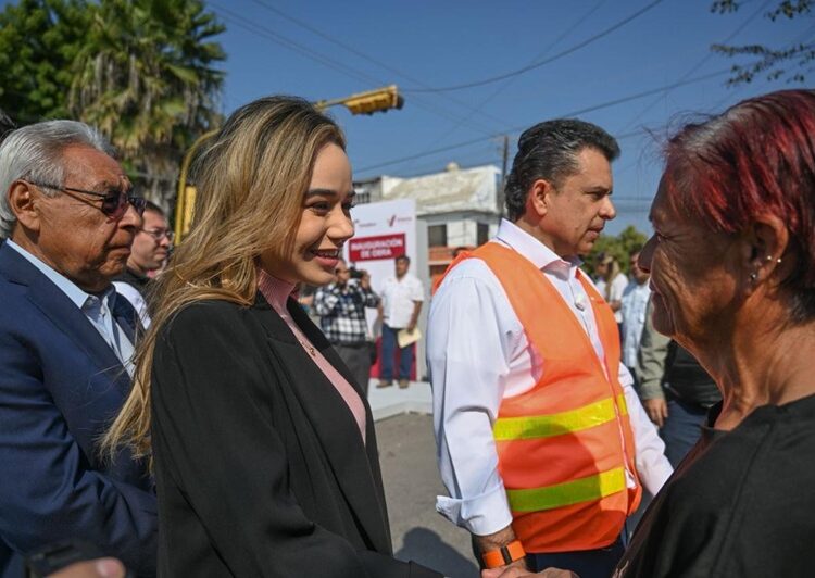 Rehabilitan pavimentación de la calle 27 Lauro Rendón