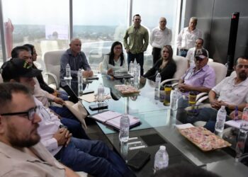 Respalda Gobierno del Estado a productores mezcaleros y forestales