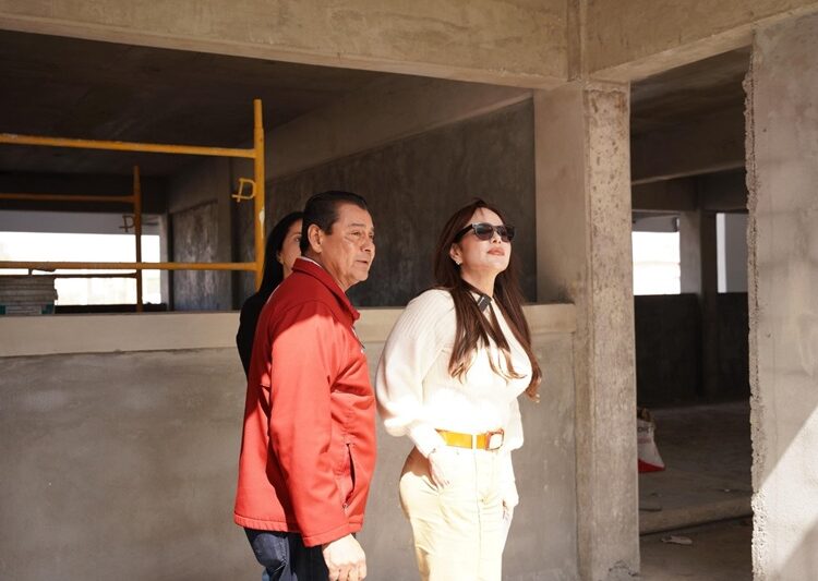 Supervisa Carmen Lilia construcción de nueva escuela en el progreso